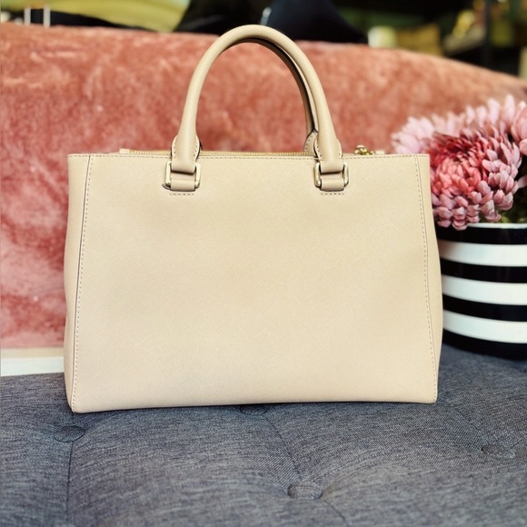 Michael Kors Kellen Medium Satchel - Picture 11 of 12